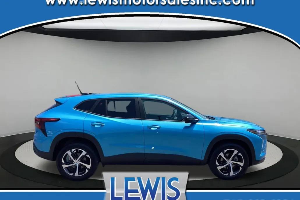 2025 Chevrolet Trax photo 1
