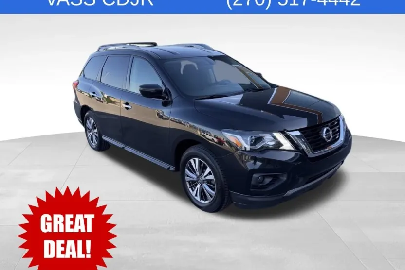 2020 Nissan Pathfinder SV photo 1