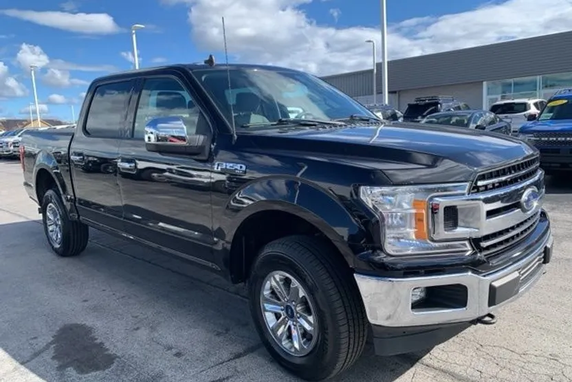 2020 Ford F-150 XLT photo 1