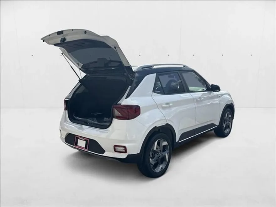 2025 Hyundai Venue Limited photo 1