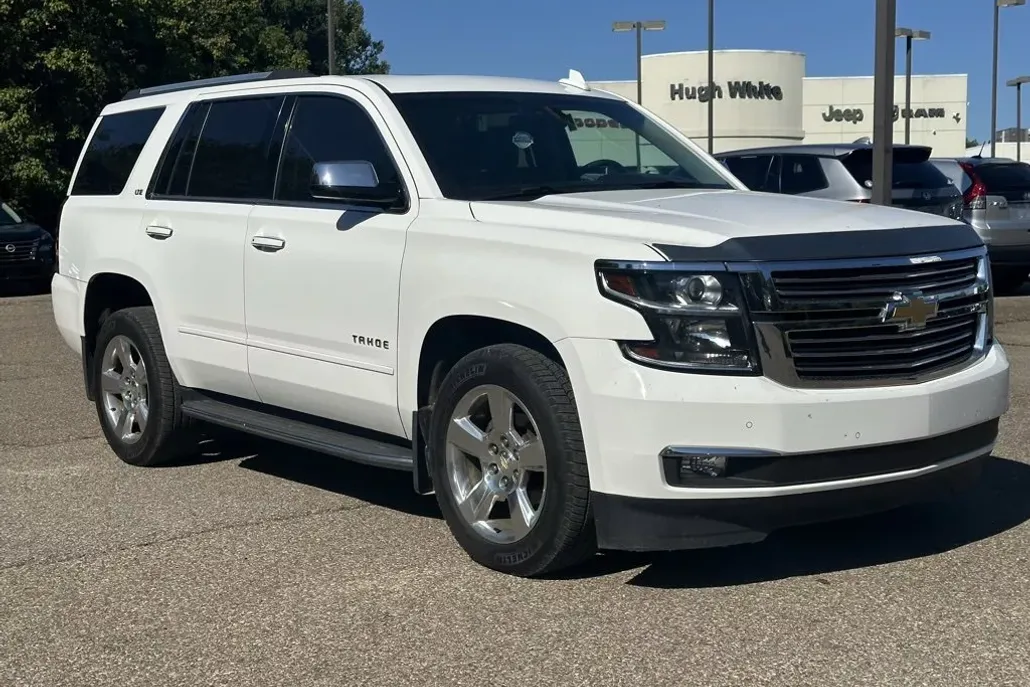 2016 Chevrolet Tahoe LTZ photo 1