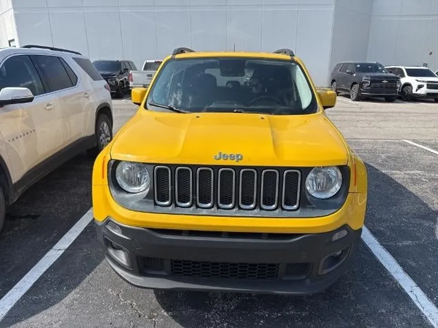2016 Jeep Renegade Latitude photo 1