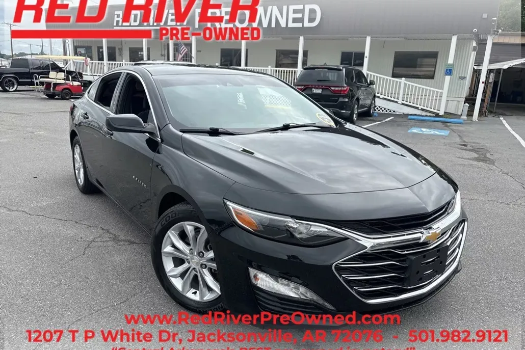 2023 Chevrolet Malibu 1LT photo 1