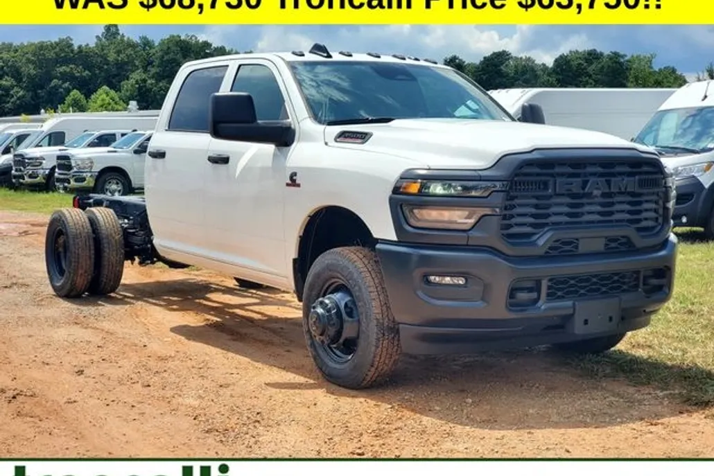 2025 Ram 3500 Tradesman photo 1