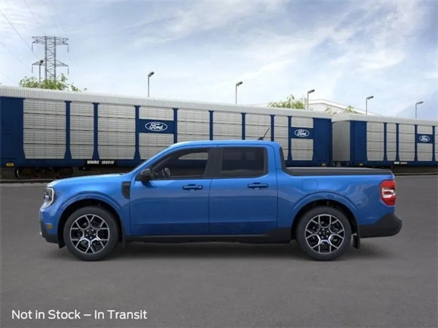 2025 Ford Maverick Lariat photo 1