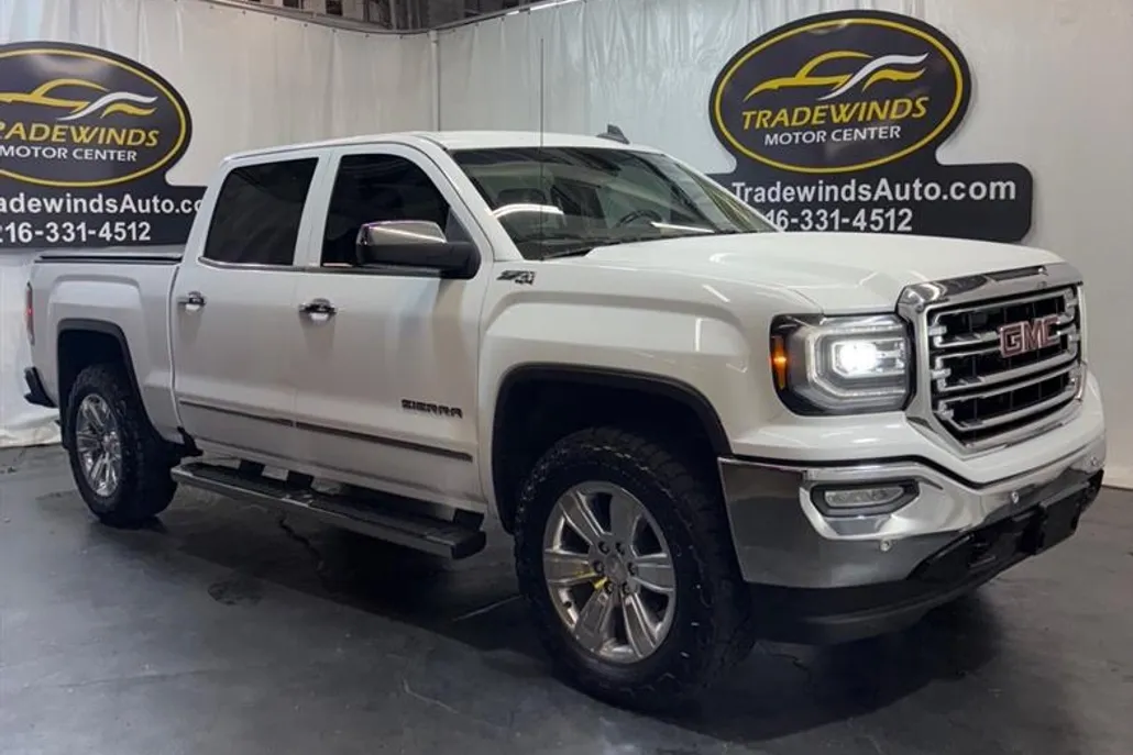 2017 Gmc Sierra 1500 SLT photo 1