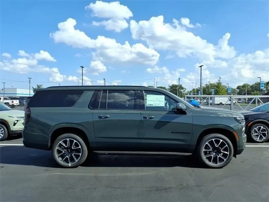 2026 Chevrolet Suburban RST photo 1