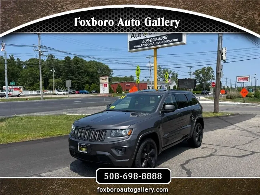 2015 Jeep Grand Cherokee Altitude photo 1