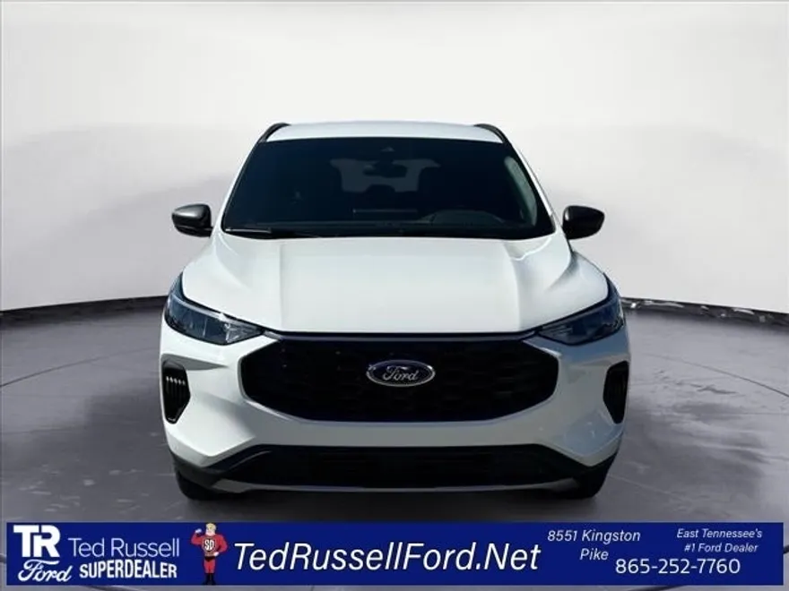 2025 Ford Escape ST-Line photo 1