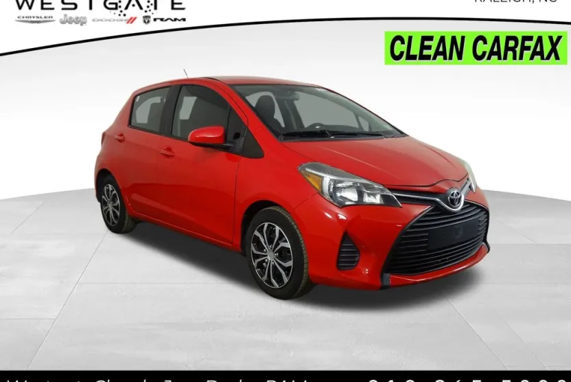 2015 Toyota Yaris L photo 1