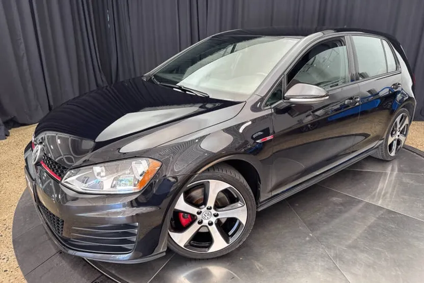2017 Volkswagen Golf GTI S photo 1