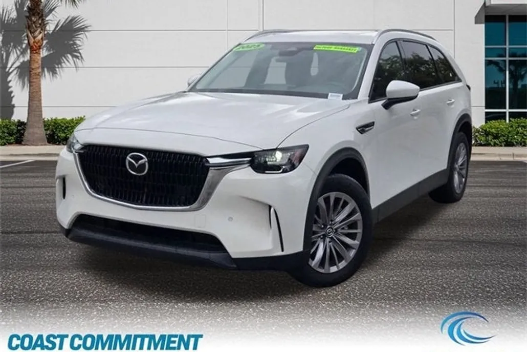 2025 Mazda CX-90 Preferred photo 1