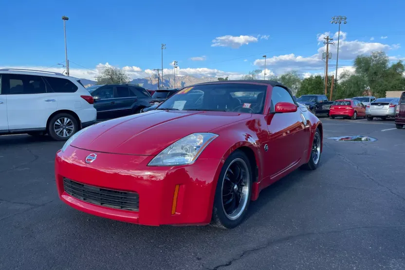 2004 Nissan 350Z Touring photo 1