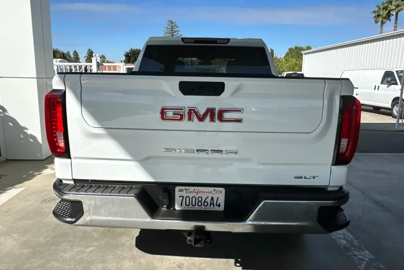 2025 Gmc Sierra 1500 SLT photo 1
