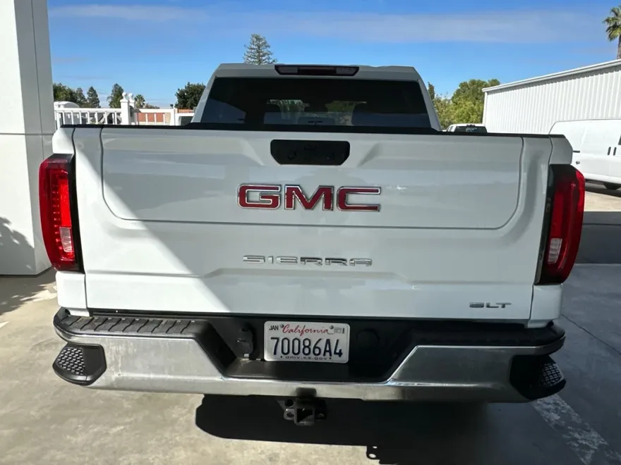 2025 Gmc Sierra 1500 SLT photo 1
