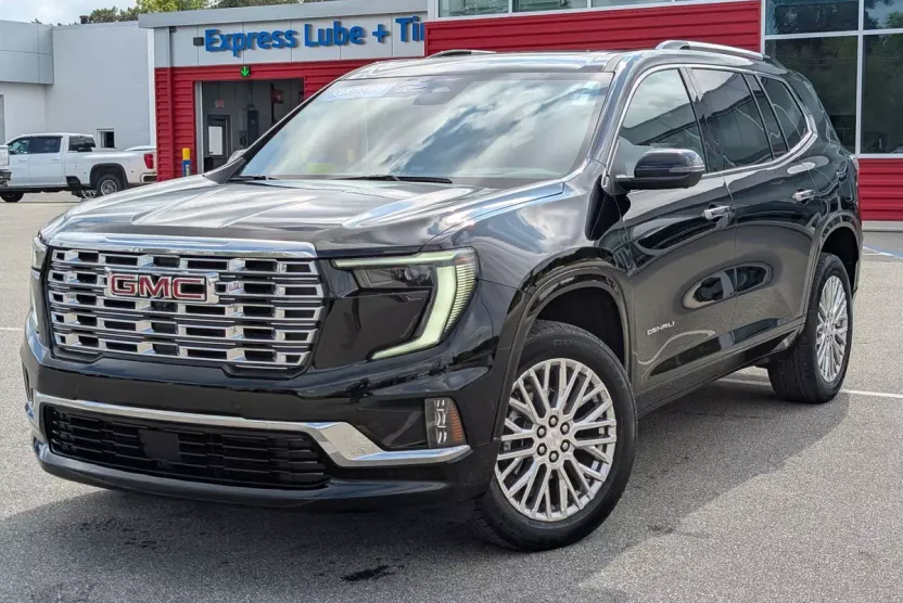 2024 Gmc Acadia Denali photo 1