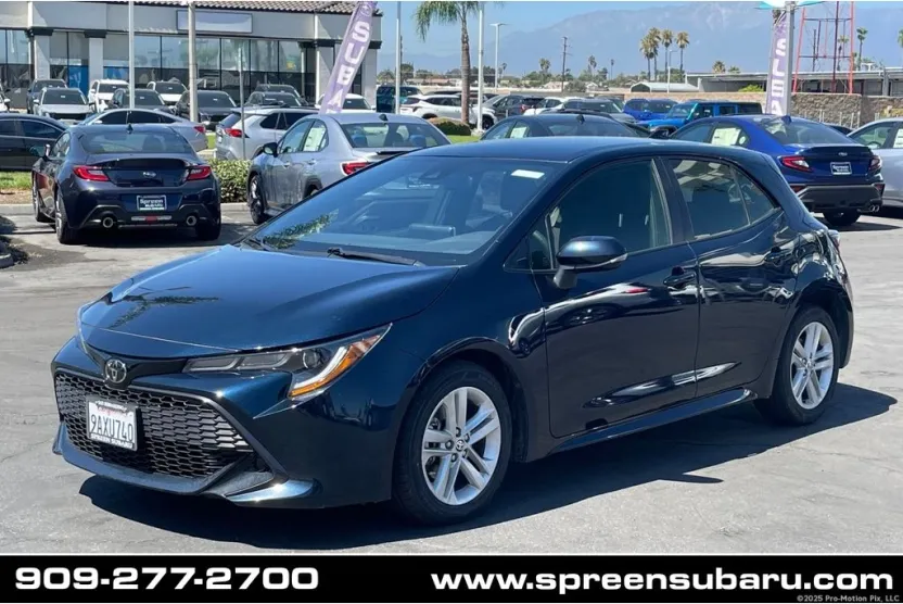 2022 Toyota Corolla SE photo 1