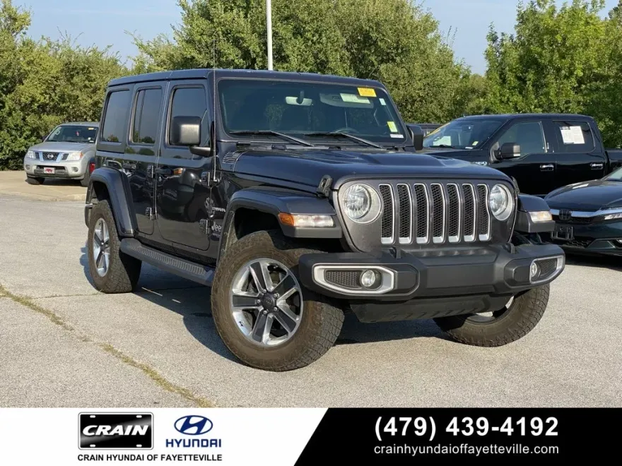 2019 Jeep Wrangler Unlimited Sahara photo 1