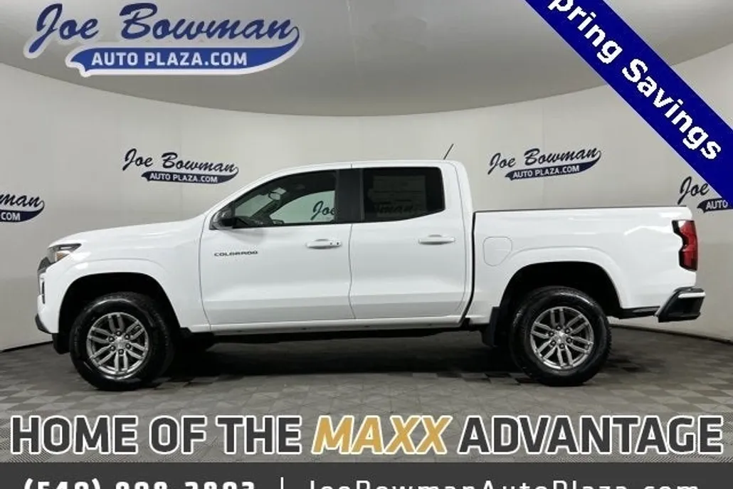 2024 Chevrolet Colorado LT photo 1