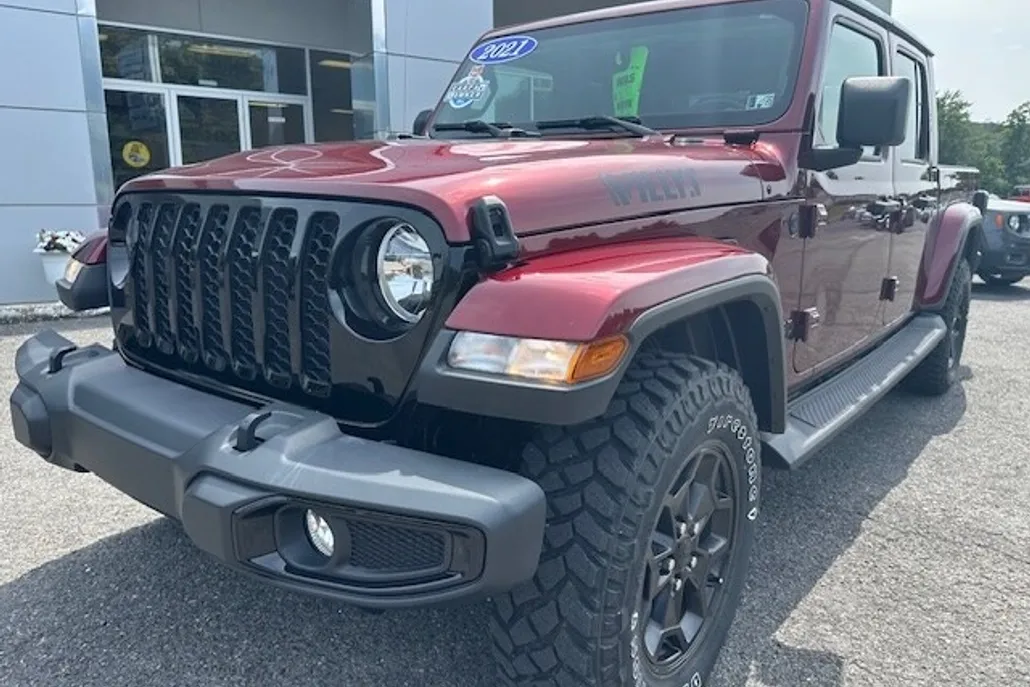 2021 Jeep Gladiator Sport photo 1