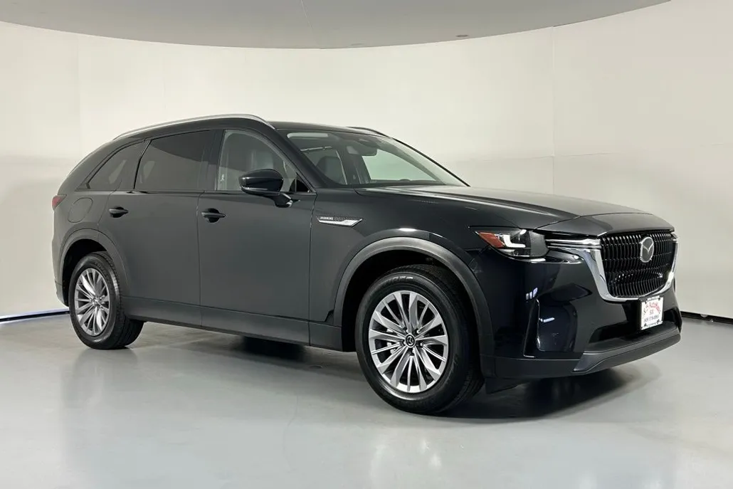 2024 Mazda CX-90 Preferred photo 1
