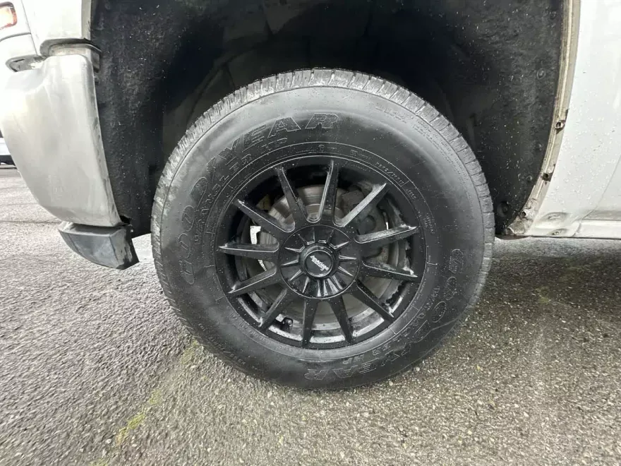 2017 Chevrolet Silverado 1500 photo 1