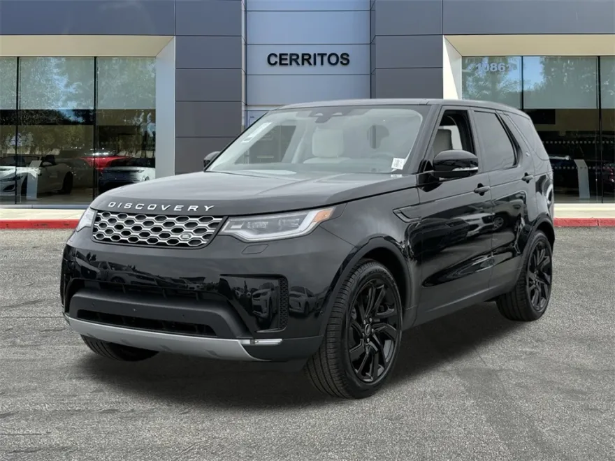 2025 Land Rover Discovery S photo 1