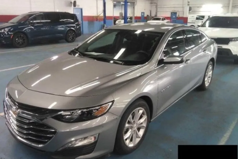 2024 Chevrolet Malibu 1LT photo 1