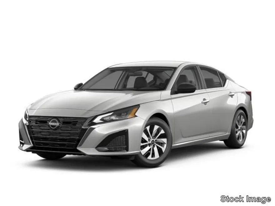 2025 Nissan Altima S photo 1