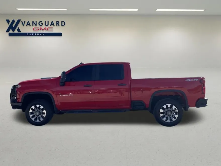 2023 Chevrolet Silverado 2500HD Custom photo 1