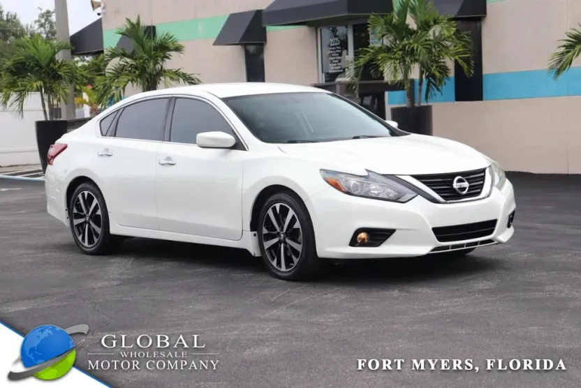 2018 Nissan Altima 2.5 SR photo 1