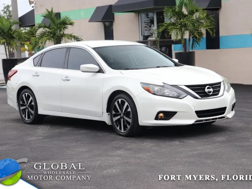 2018 Nissan Altima 2.5 SR photo 1