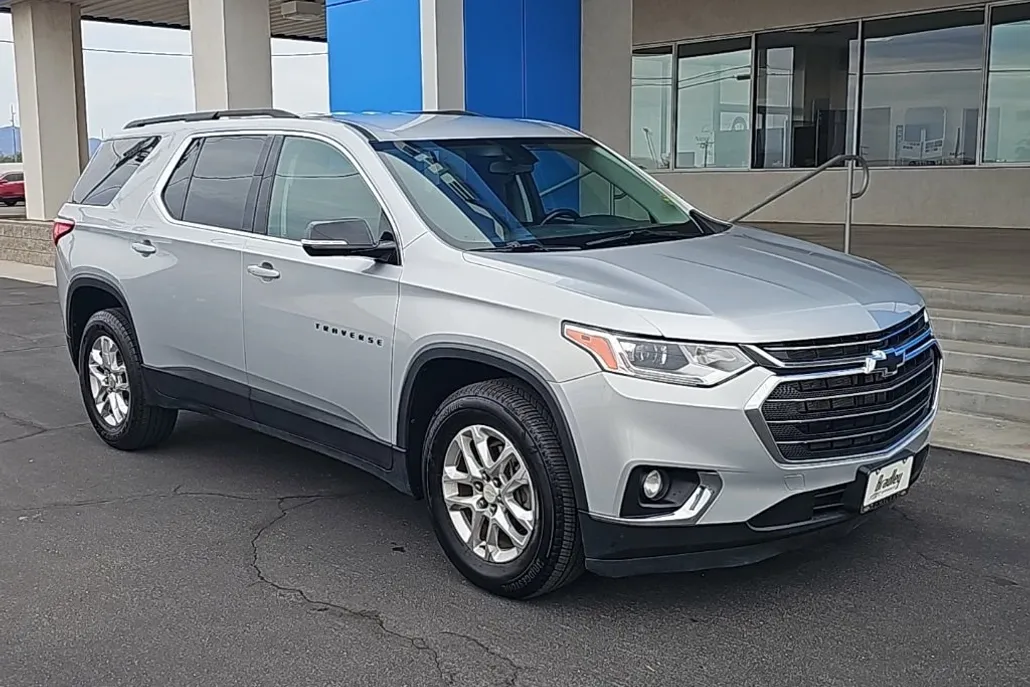 2020 Chevrolet Traverse Cloth photo 1