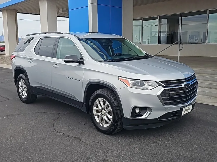 2020 Chevrolet Traverse Cloth photo 1