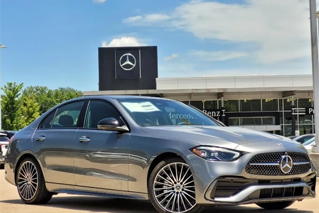 2025 Mercedes Benz C 300 photo 1