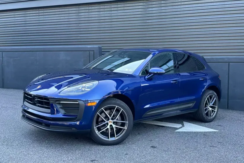 2025 Porsche Macan S photo 1