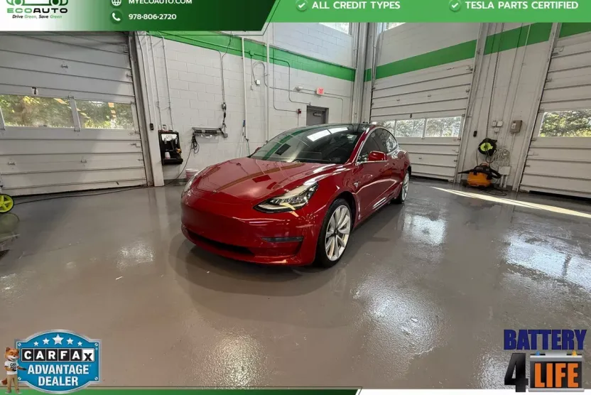 2018 Tesla Model 3 Long Range photo 1