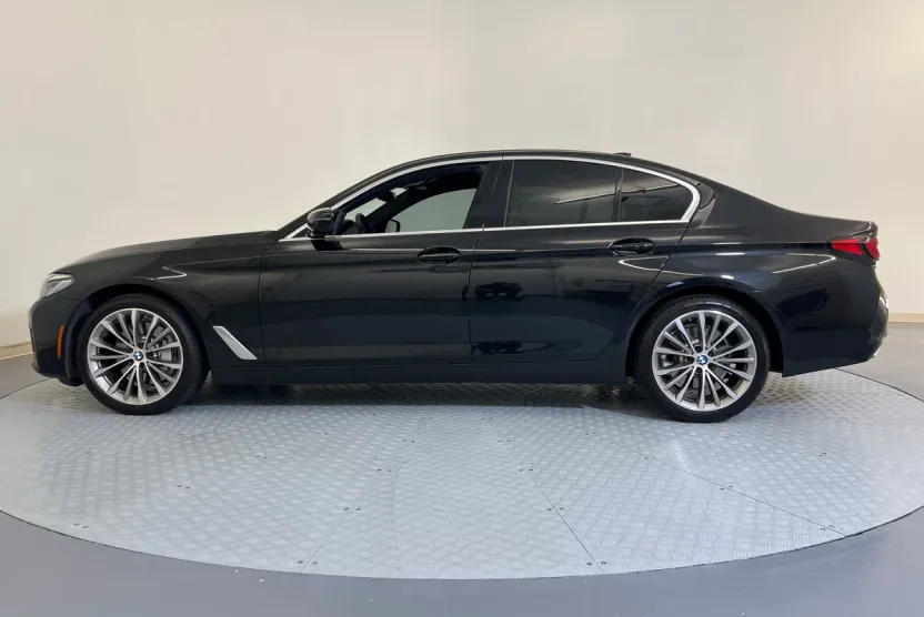 2022 Bmw 530i photo 1