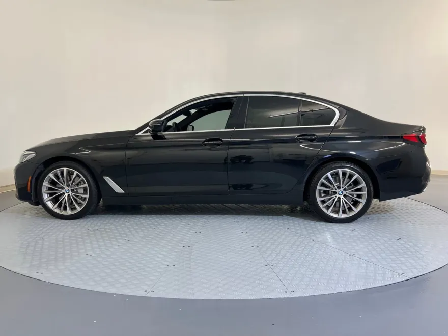2022 Bmw 530i photo 1