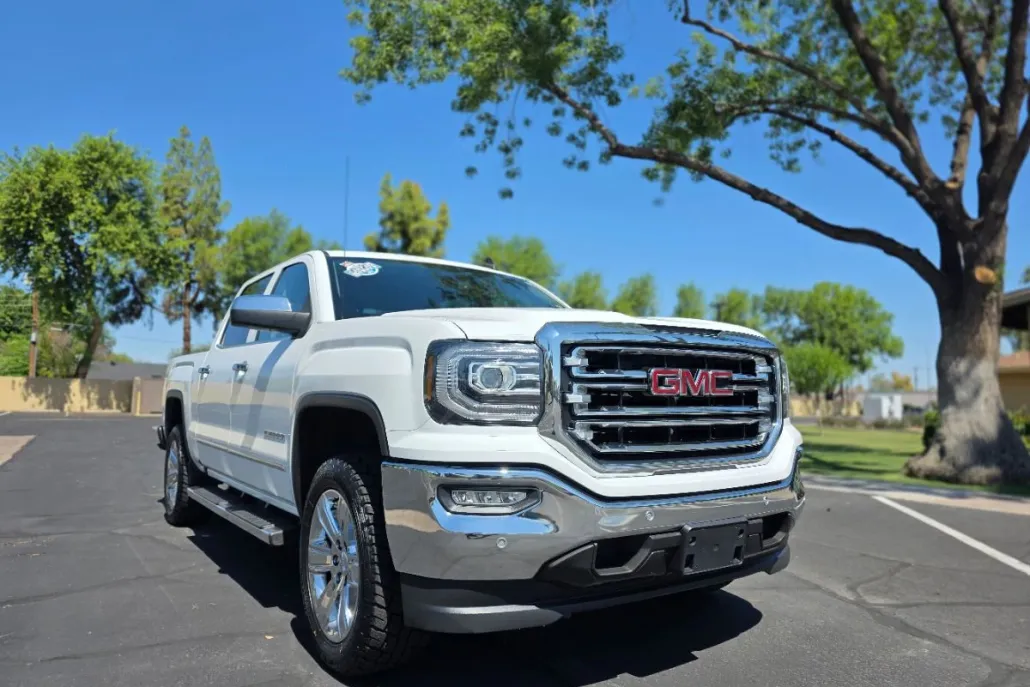 2018 Gmc Sierra 1500 SLT photo 1