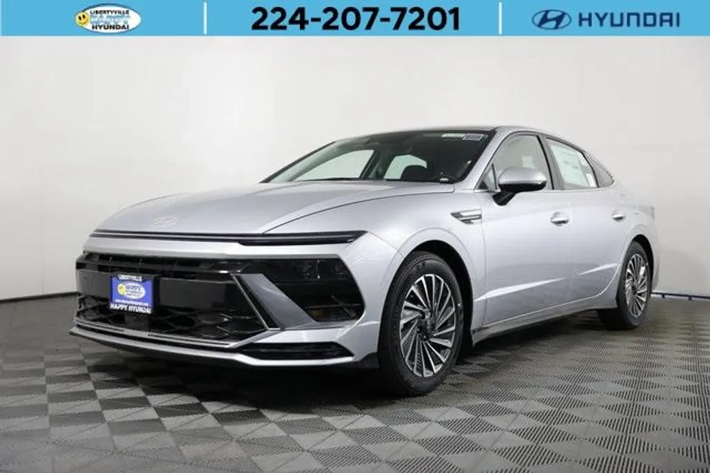 2025 Hyundai Sonata Hybrid SEL photo 1