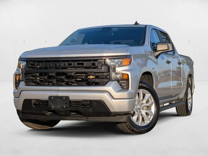 2022 Chevrolet Silverado 1500 Custom photo 1