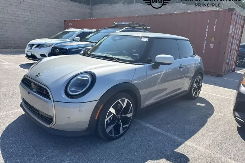 2025 Mini Cooper 2 Door Hardtop S photo 1