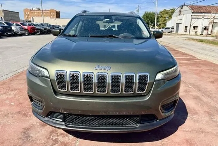 2020 Jeep Cherokee Latitude photo 1