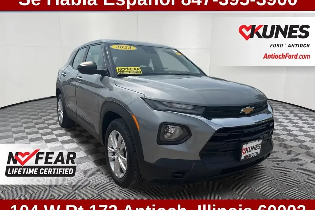 2023 Chevrolet Trailblazer LS photo 1