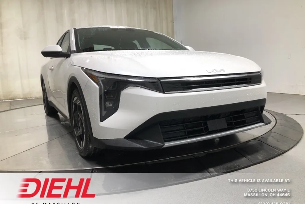 2025 Kia K4 EX photo 1