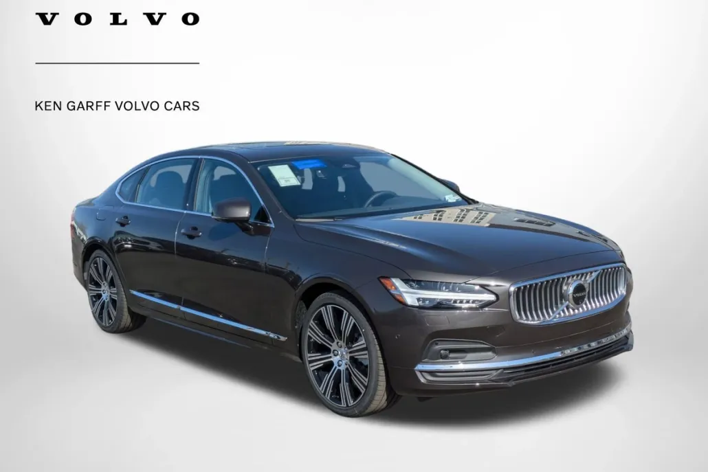 2025 Volvo S90 Plus photo 1
