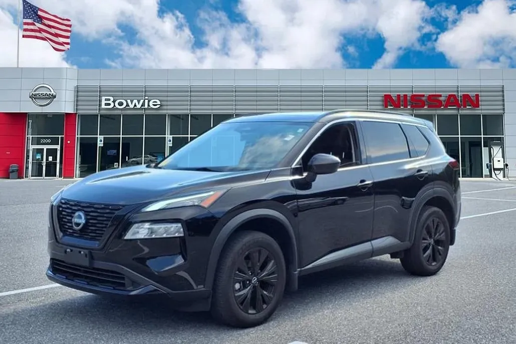 2023 Nissan Rogue SV photo 1