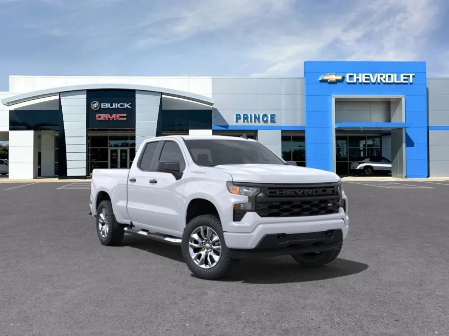 2025 Chevrolet Silverado 1500 Custom photo 1