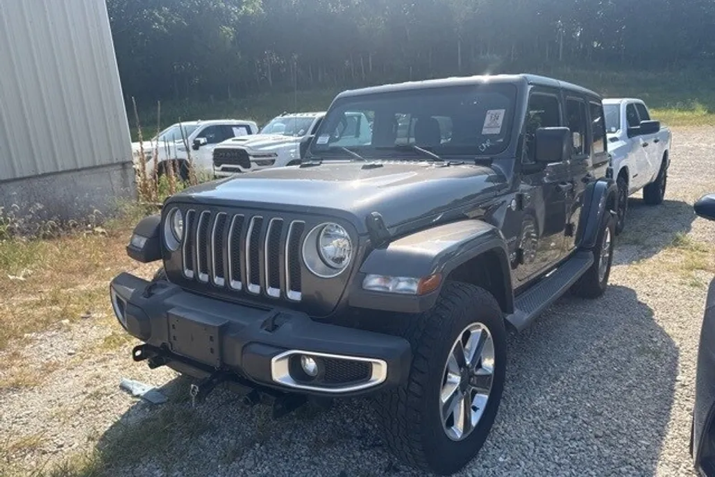 2020 Jeep Wrangler Unlimited Sahara photo 1